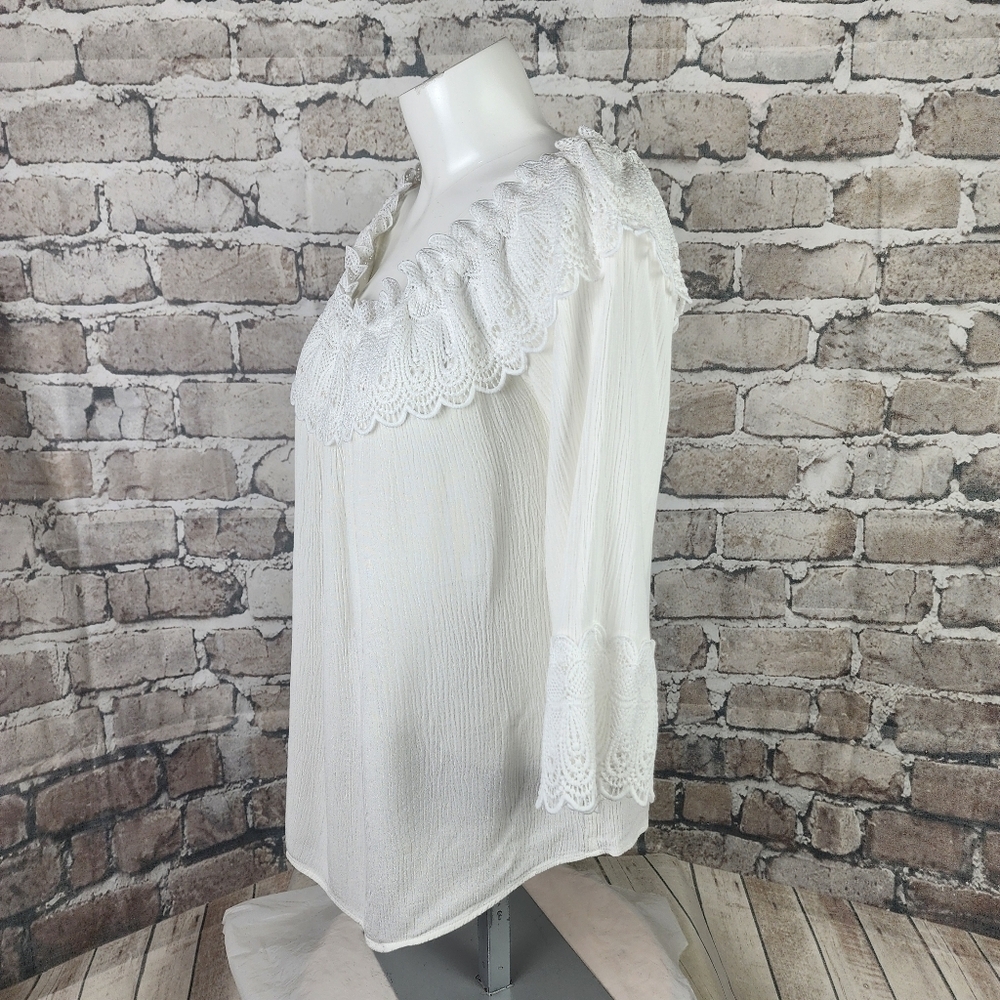 cream Bea Lace Collar and Cuff Feminine Blouse Off White Size 38/Small/Med - Picture 8 of 16